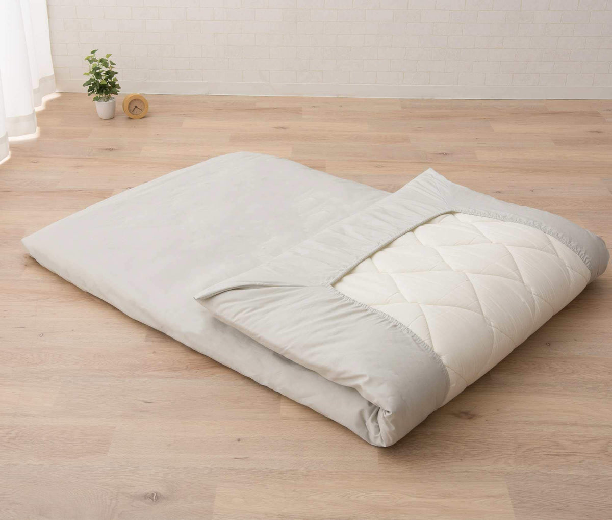 EMOOR Japanese Padded Floor Mattress Futon Mattress MACHI Single Gray, Gusset Foldable Storable Elastic Bands Floor Sleeping Guest Bed Tatami Mat